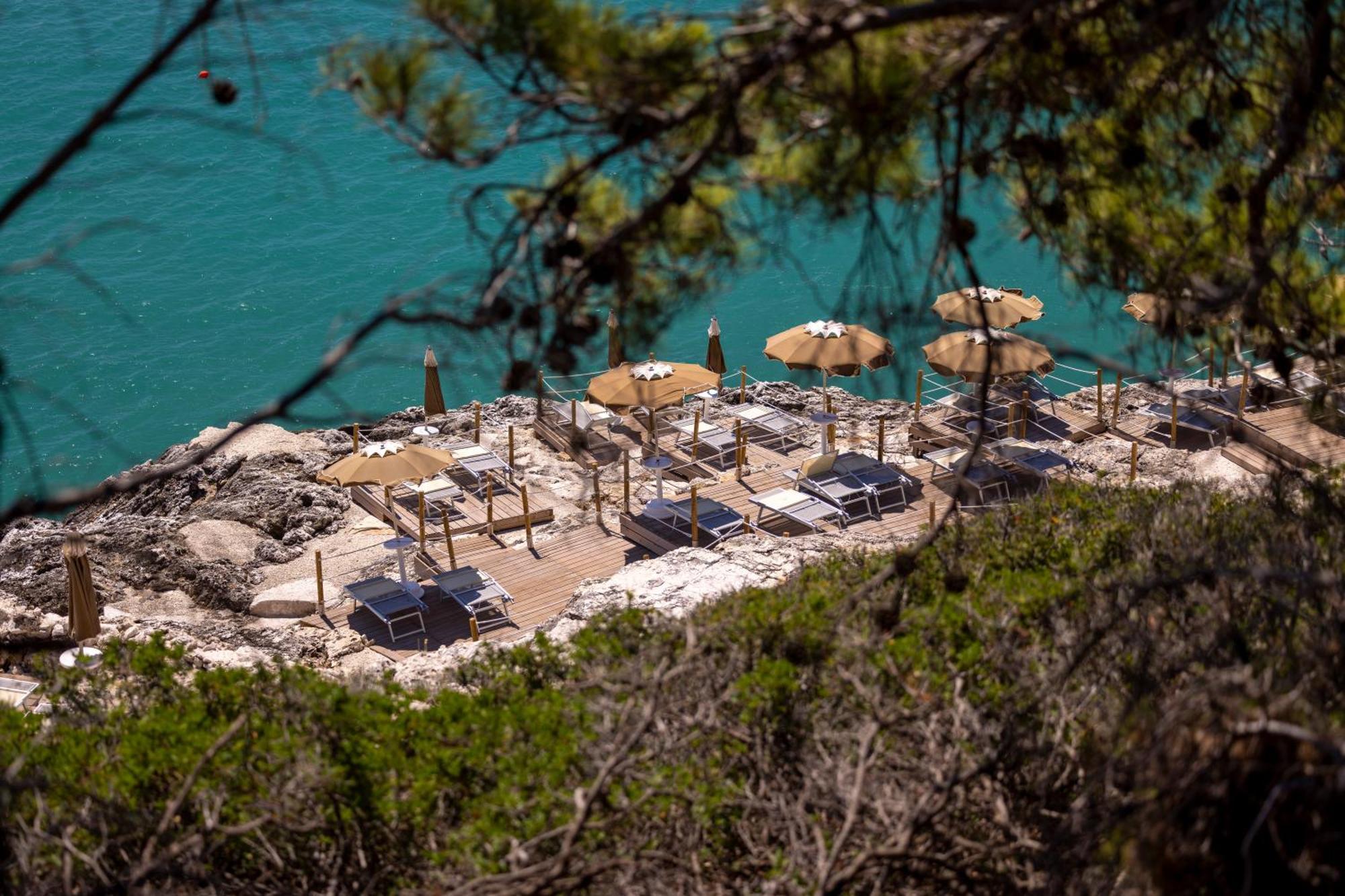 Pugnochiuso Resort Hotel Del Faro Vieste Exterior photo